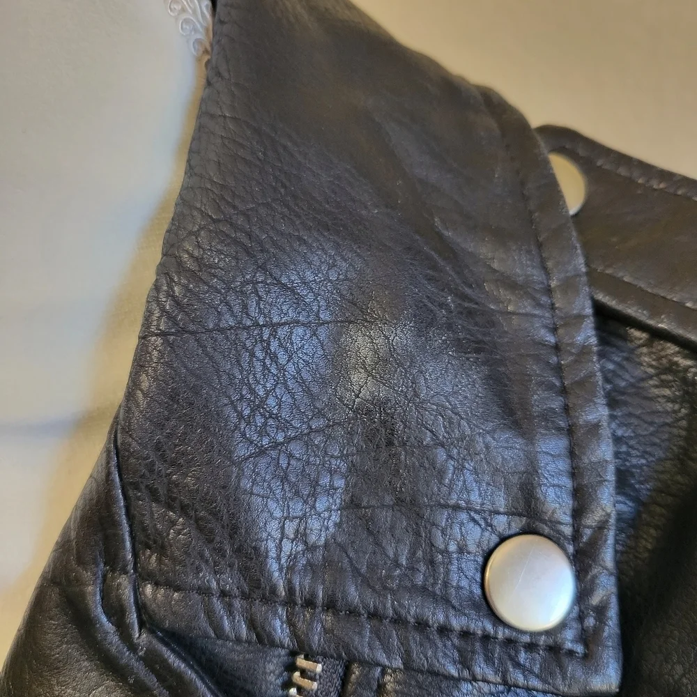 BLACK Faux Leather Moto Jacket Women's Size Small - Picture 16 of 16